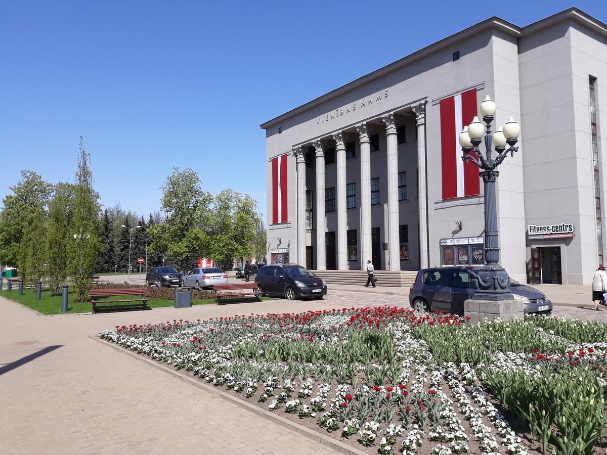Town Center Studio Apartment Daugavpils Luaran gambar