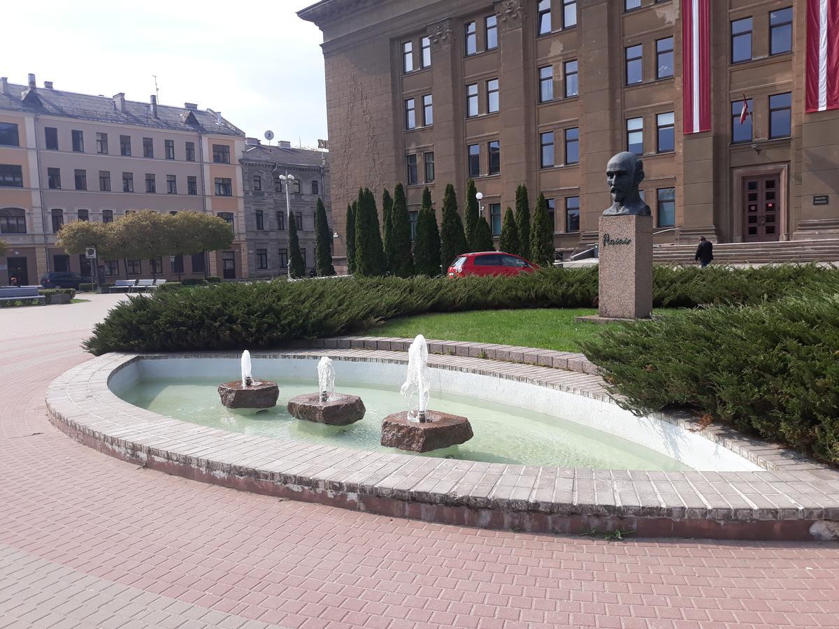 Town Center Studio Apartment Daugavpils Luaran gambar